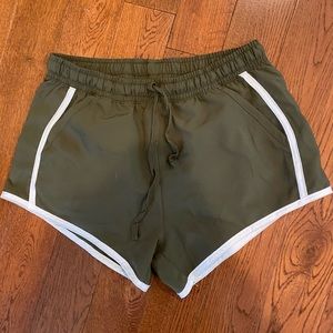 Aeropostale green shorts